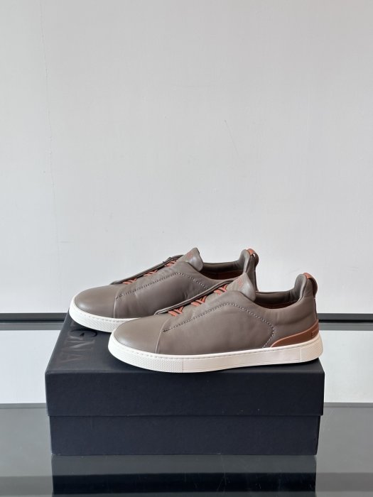 Кросівки чоловічі фото 3