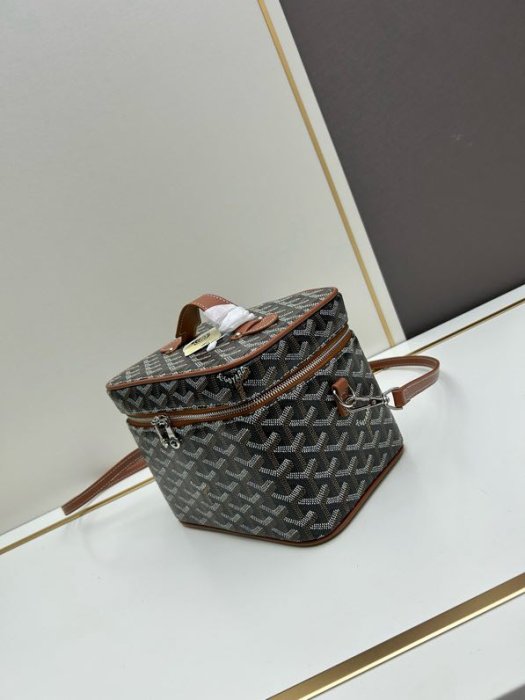 Сумка косметичка женская Goyard Vanity muse 21 см