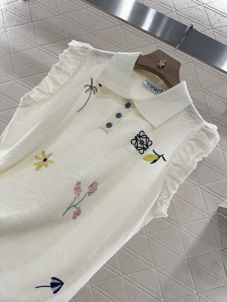 T-shirt women's фото 8