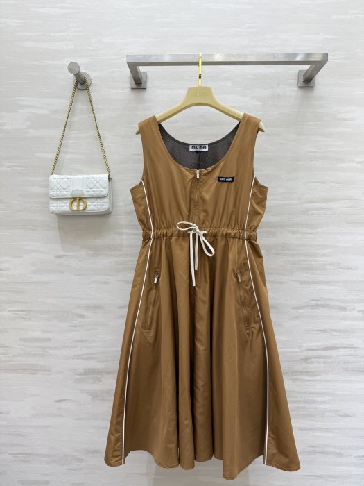 Плаття, Сукня