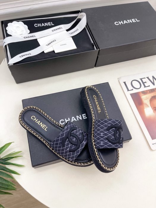 Шлепанцы женские фото 2