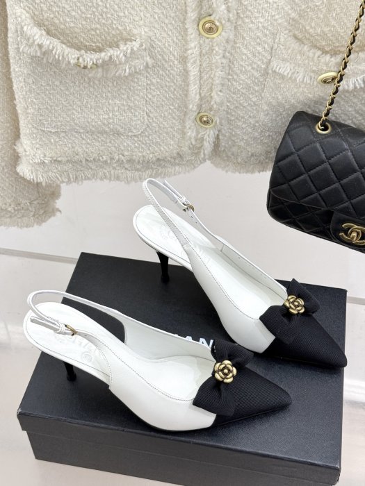 Босоножки фото 3