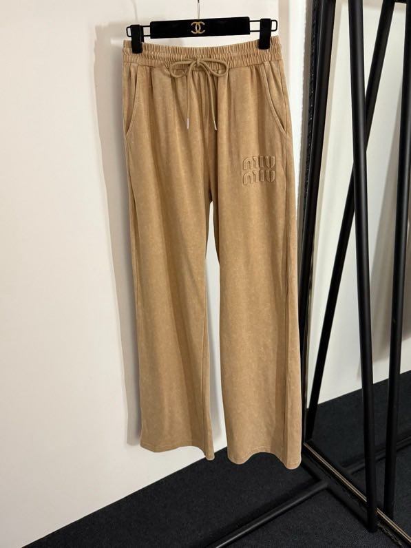 Костюм женский фото 12