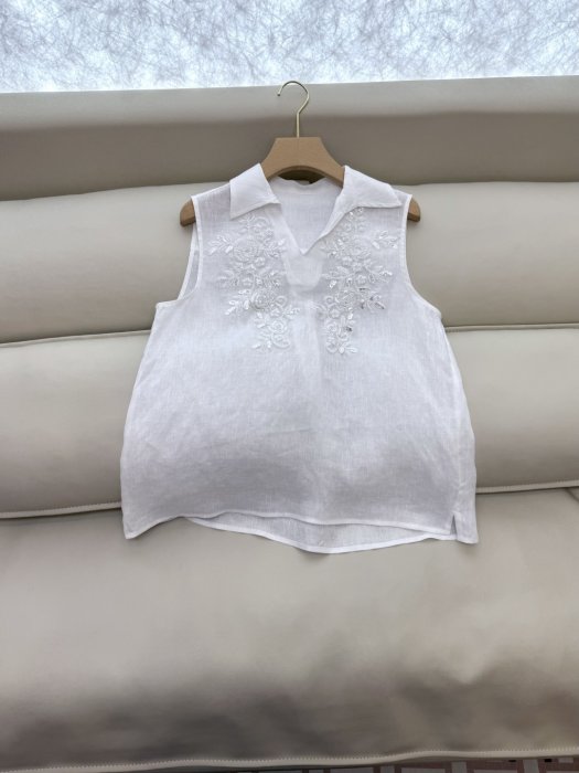 Costume female фото 5