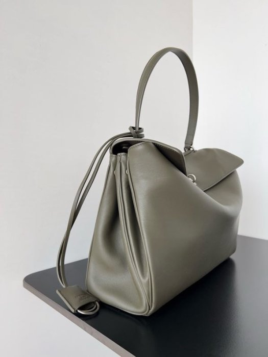 A bag leather Rodeo 35 cm from silver фурнитурой фото 2