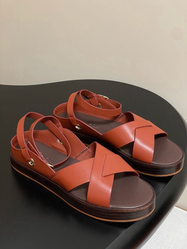 Сандалии  кожаные женские фото 4