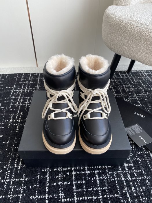 Boots women's winter