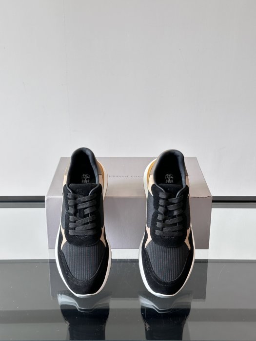 Кросівки чоловічі фото 6