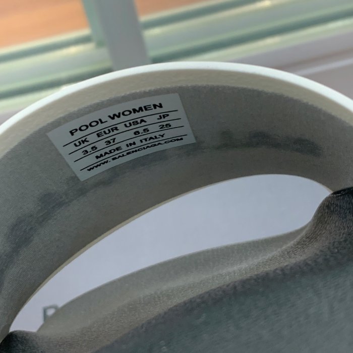 Шлепанцы фото 6