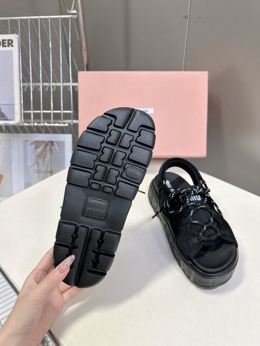 Сандалии женские фото 9