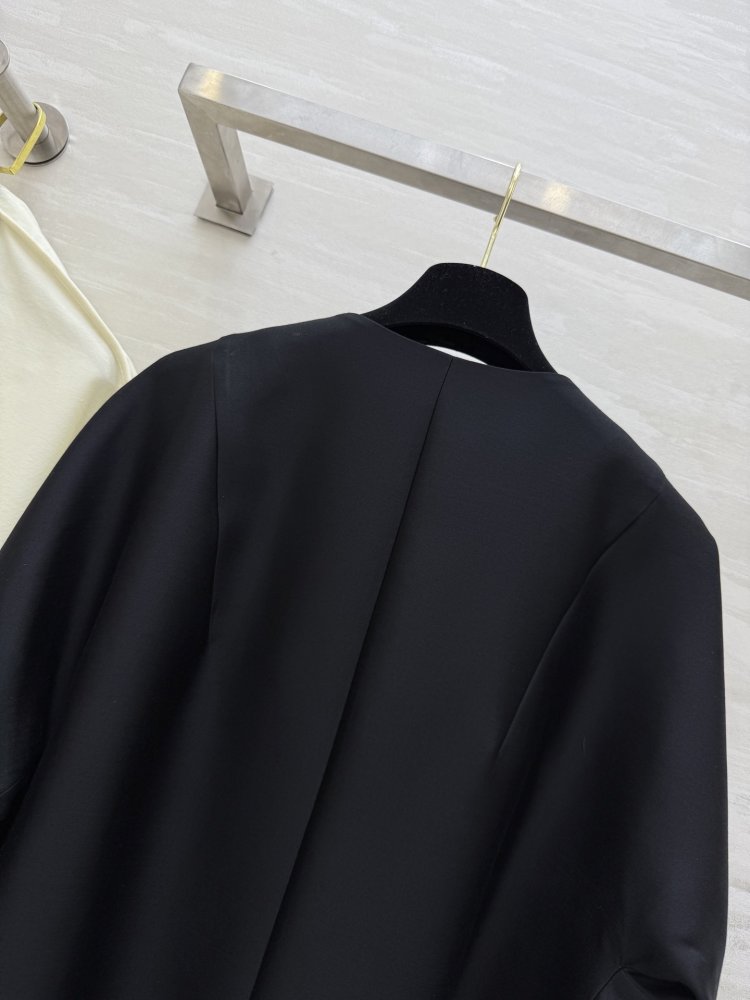 Jacket women's фото 8