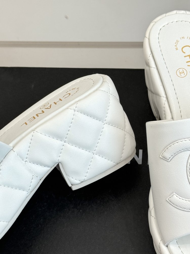 Босоножки фото 6