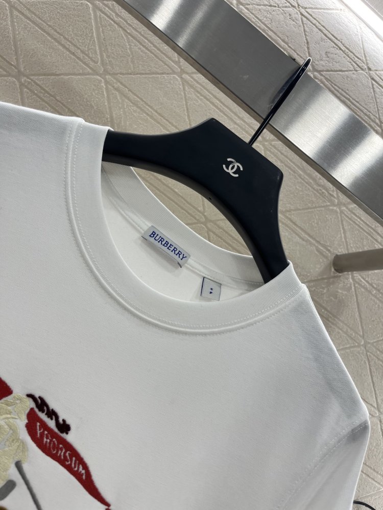 T-shirt women's фото 7