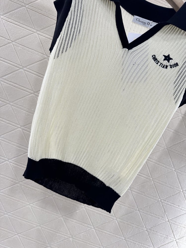 Футболка жіноча фото 5