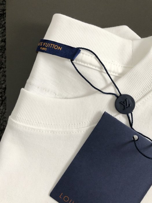 T-shirt men's фото 6