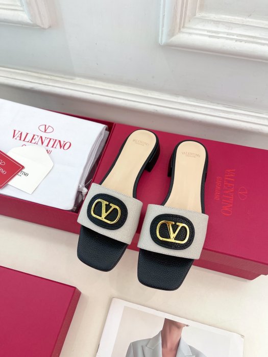 Босоножки фото 5