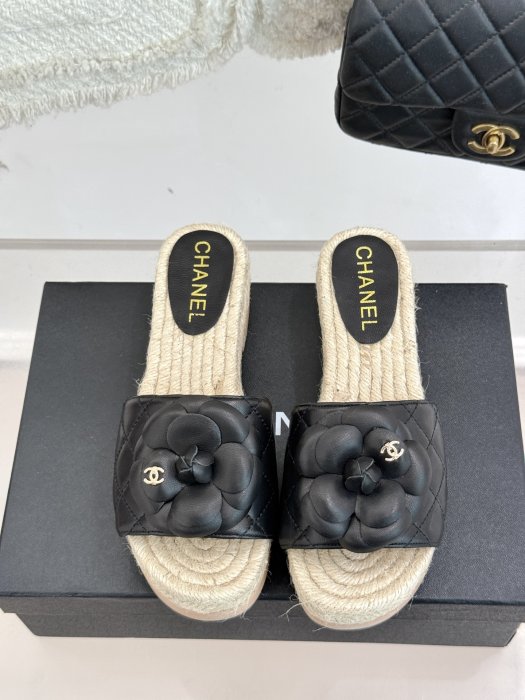 Босоножки фото 4