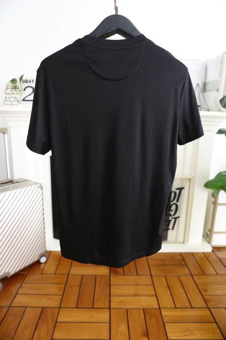 T-shirt men's фото 2