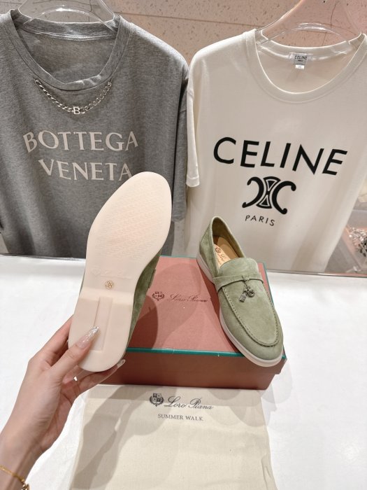 Лоферы женские фото 9