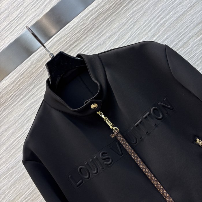 Куртка жіноча фото 6