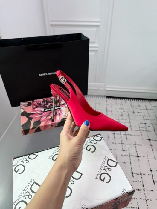 Sandals on high heel фото 9