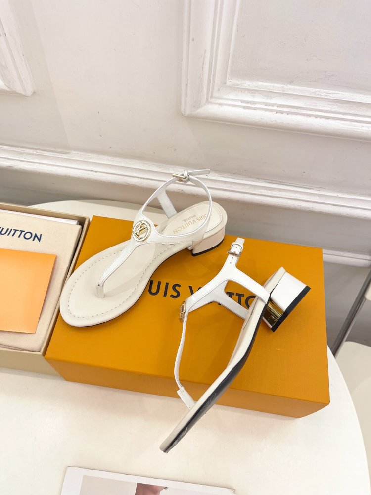 Сандалии женские фото 3