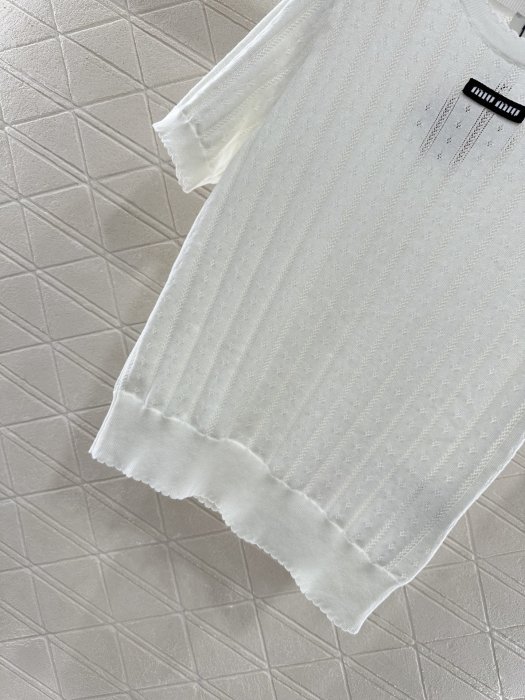 Футболка женская фото 5