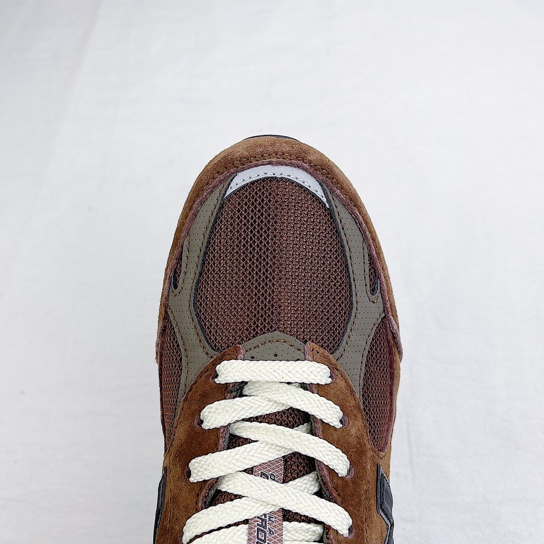 Sneakers M990JB3 фото 5