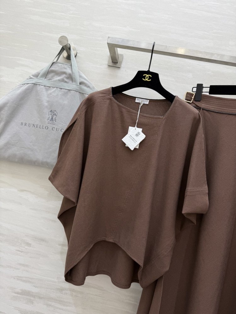 Костюм женский фото 3