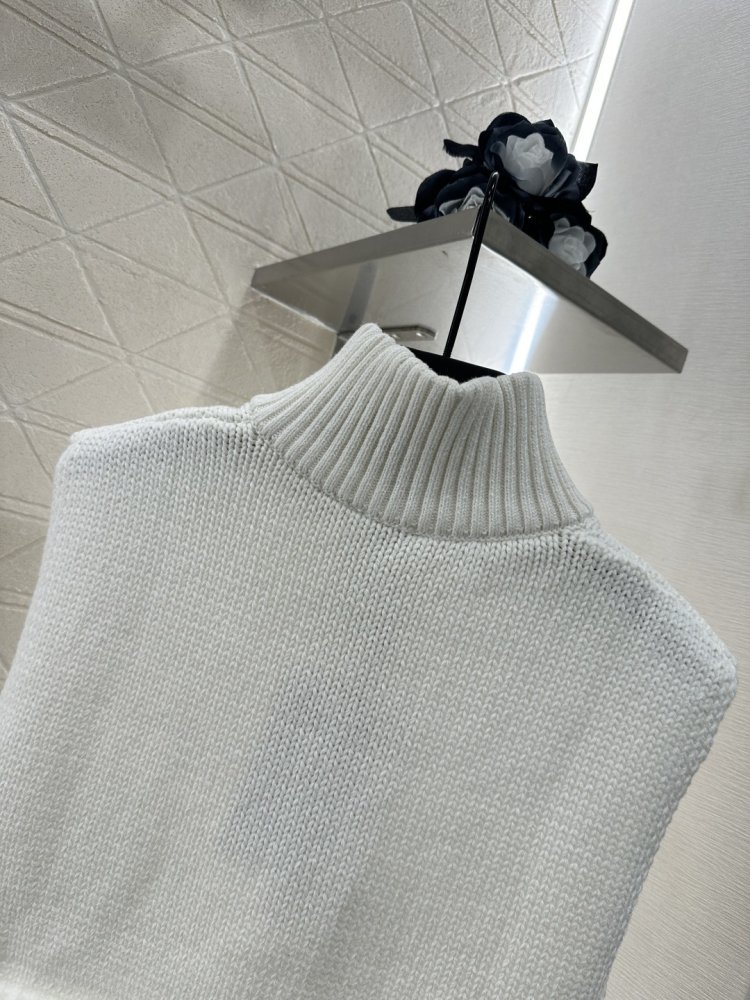 Кофта жіноча фото 4