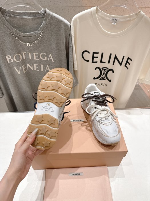 Кроссовки фото 9