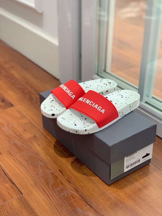 Шлепанцы фото 5