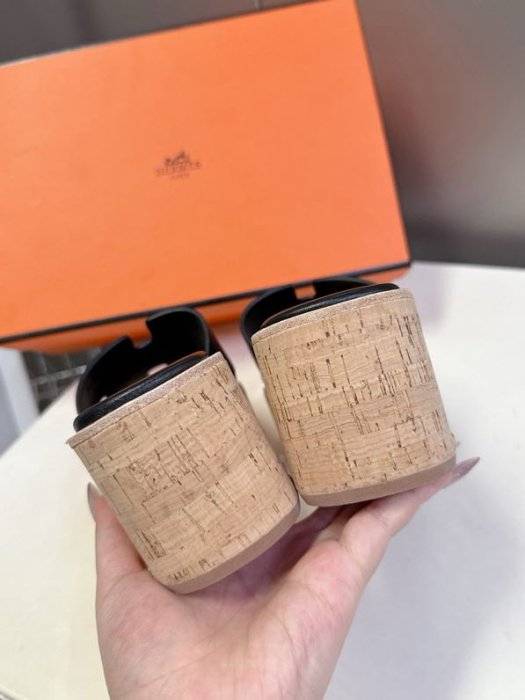 Босоножки фото 4