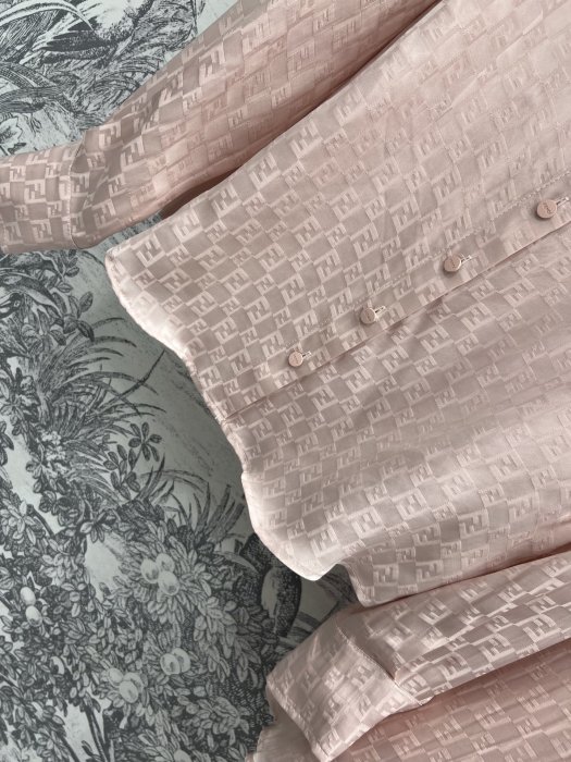 Костюм женский фото 3