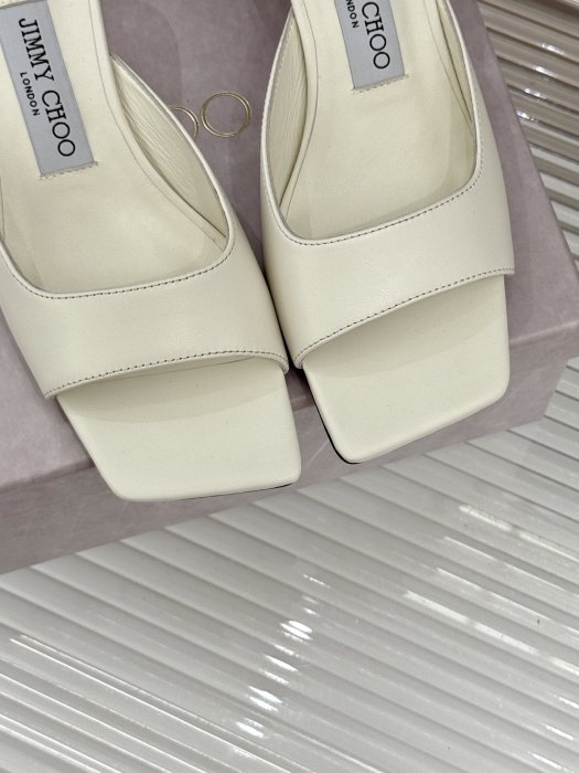 Босоножки фото 7