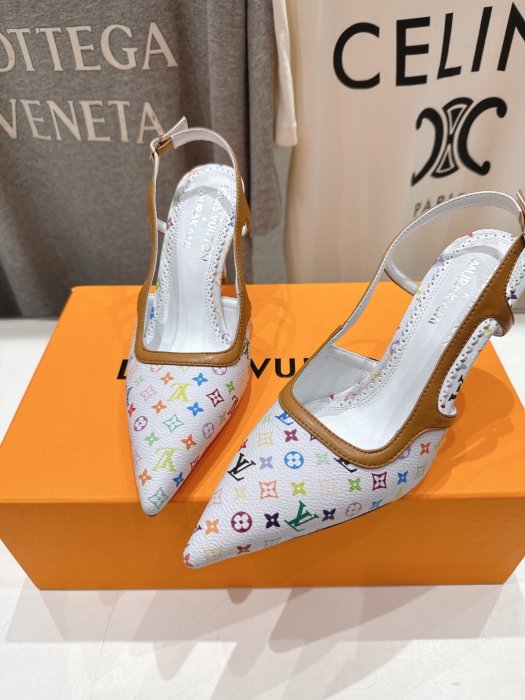 Босоножки фото 7