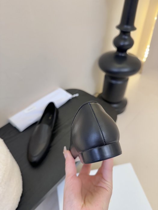 Лоферы женские фото 6