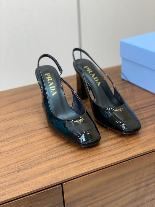 Босоніжки фото 8