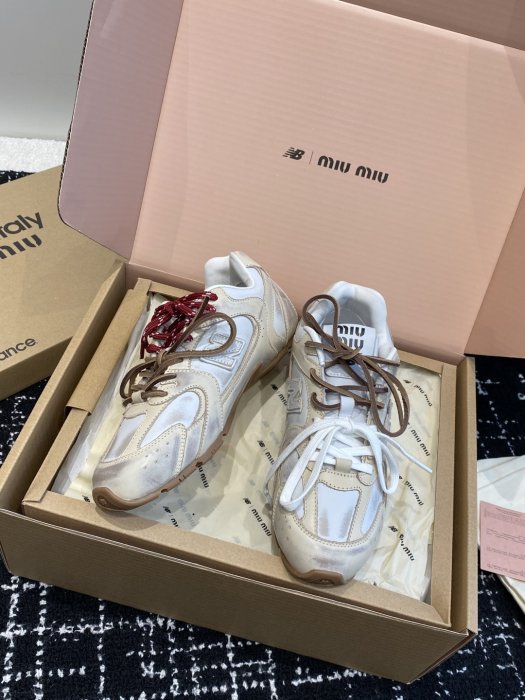 Кроссовки MIU MIU х NEW BALANCE 530 фото 5