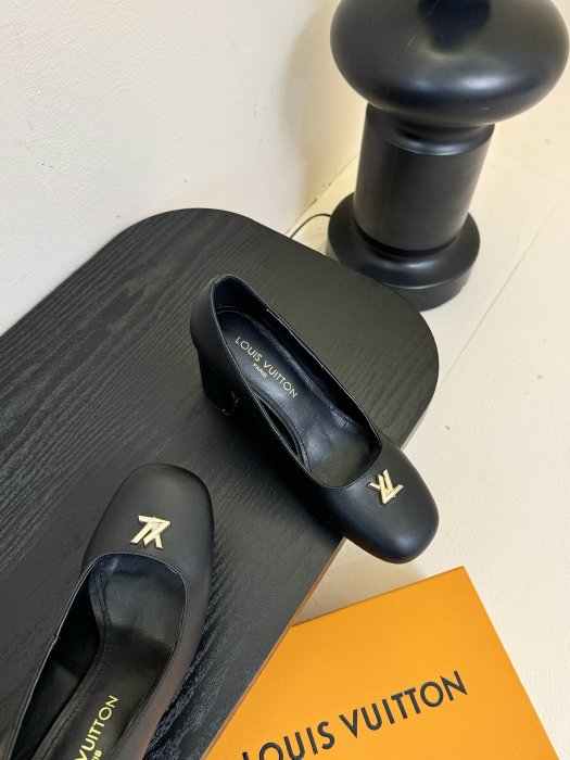 Туфли женские фото 4