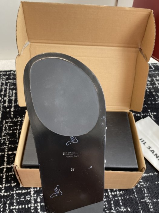 Шльопанці жіночі фото 9