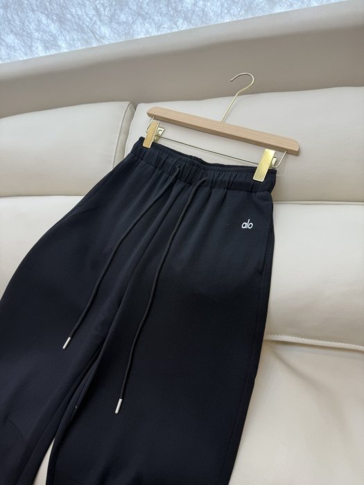 Костюм женский фото 8