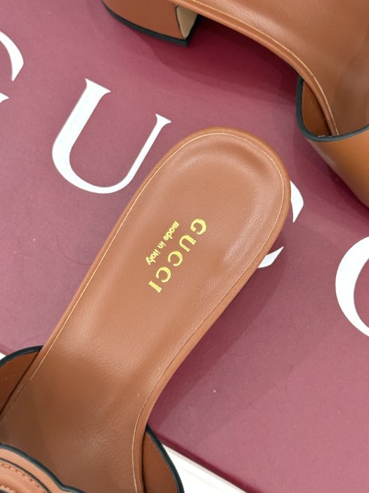 Босоножки фото 8