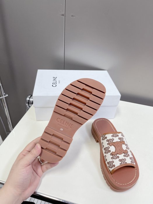 Шлепанцы фото 9