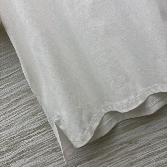 Футболка жіноча фото 6