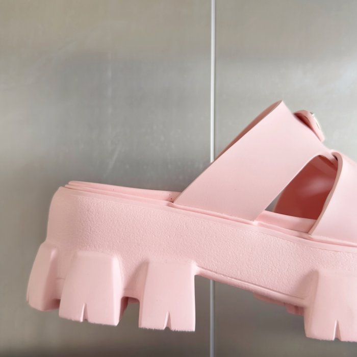 Босоножки фото 8