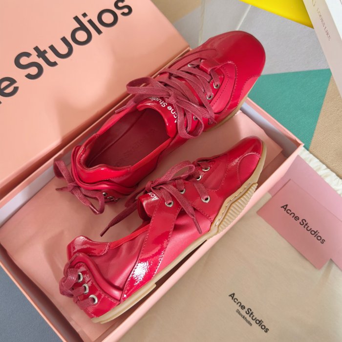 Кроссовки фото 4