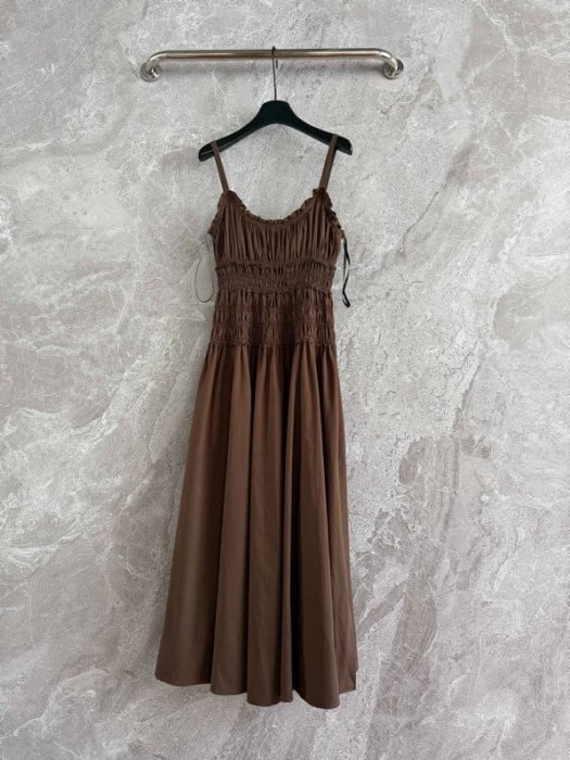 Dress colors mocha-mousse, плиссированное