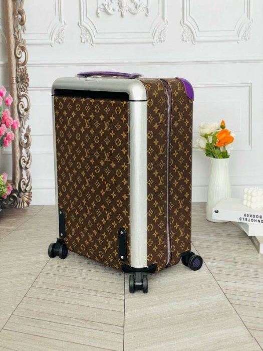 Чемодан Horizon 55 для ручной клади 38х55х21 см фото 3