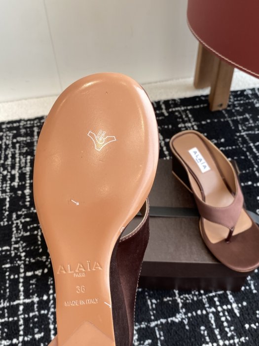 Босоножки фото 9